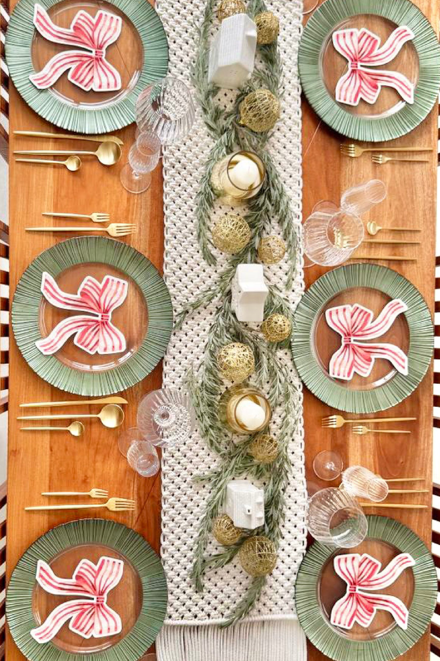 Plato Base Sage Green