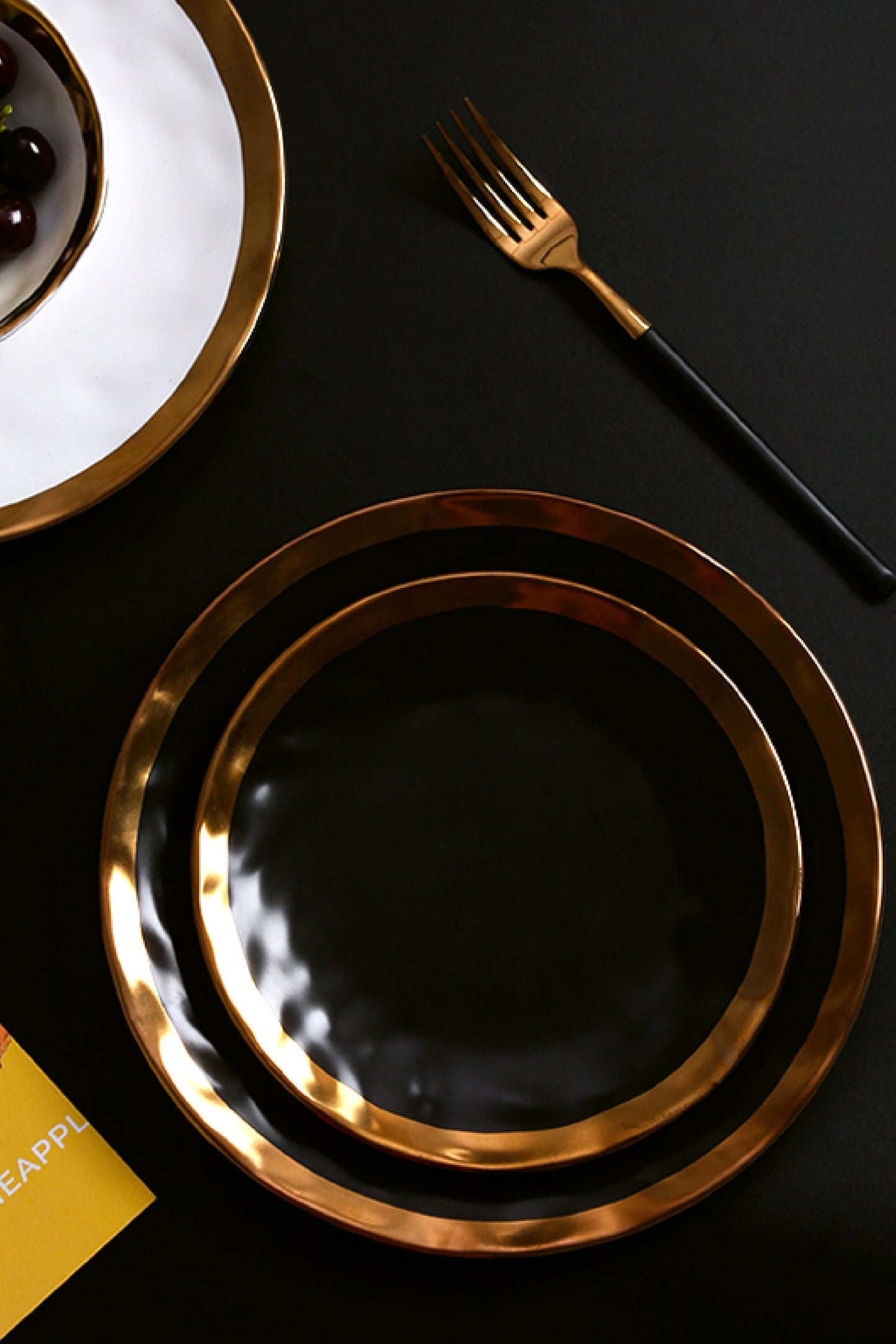 Plato Plano Mediano Black Gold